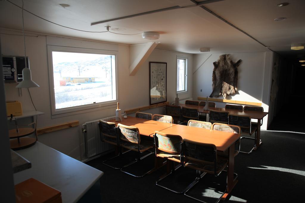 Auberge de jeunesse Old Camp à Kangerlussuaq Extérieur photo